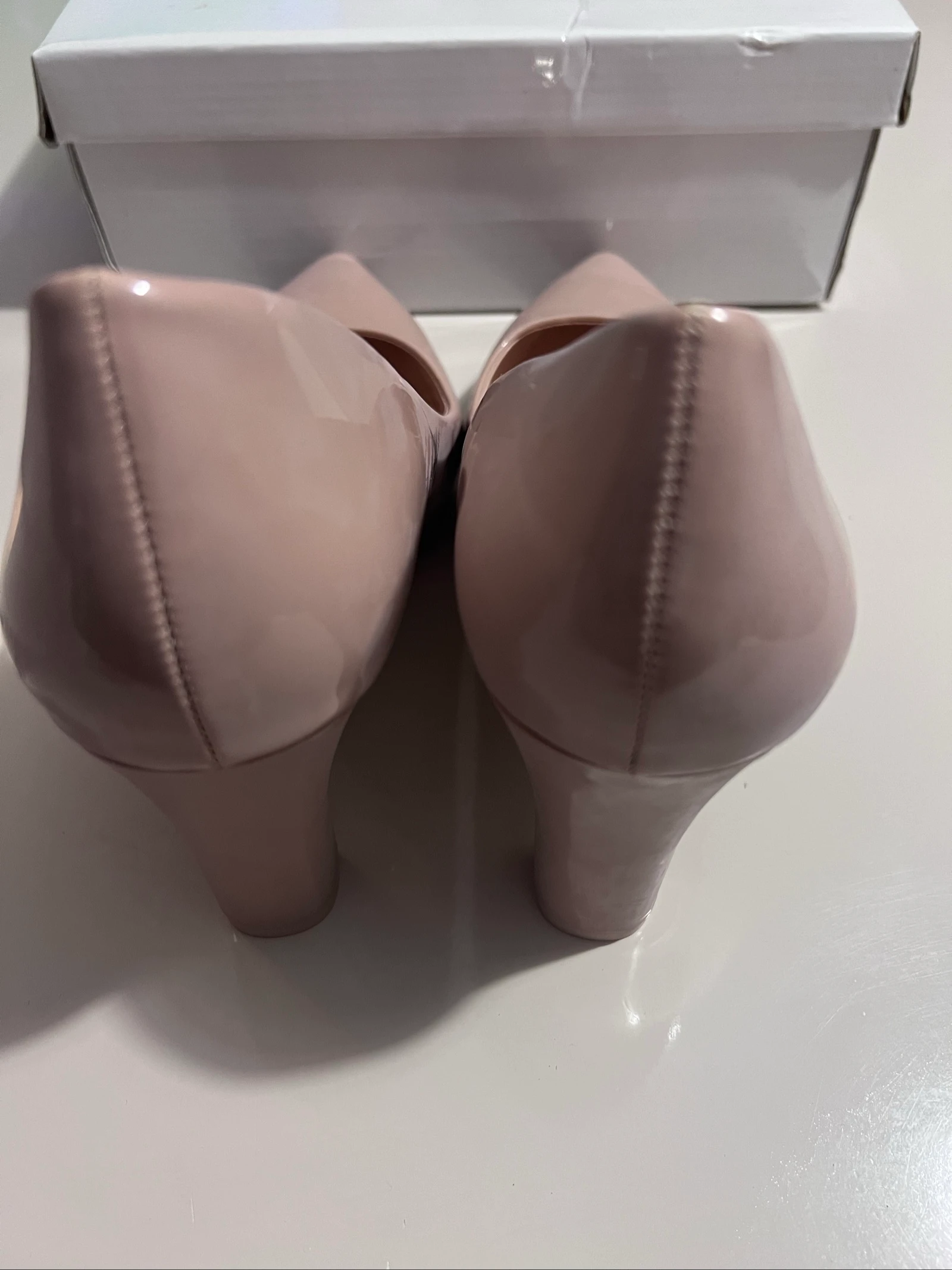 Título : Zapatos de tacón nude laca M. Lulanka – Puntera puntiaguda y tacón de bloque – Talla 40 (Excelente estado) – photo 3